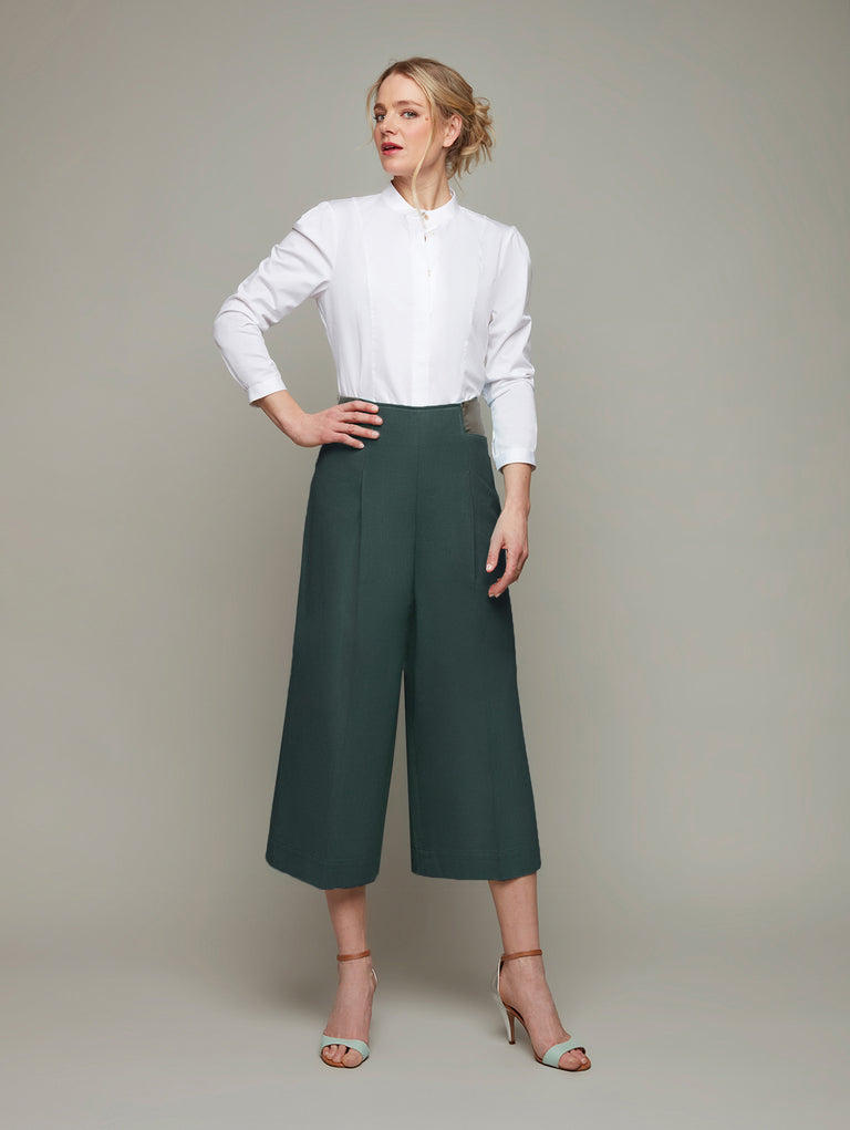 DEPLOY womenswear dark green cotton wide leg culottes front view