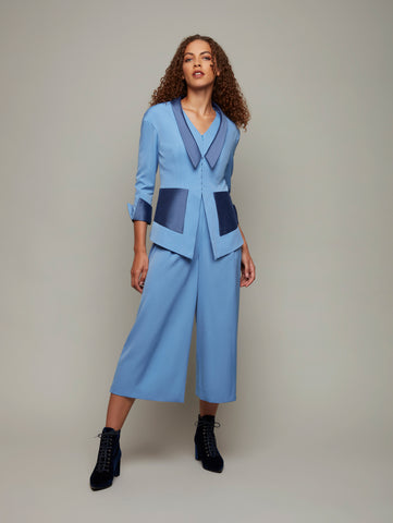 DEPLOY womenswear suiting wool light blue blazer with pockets front view