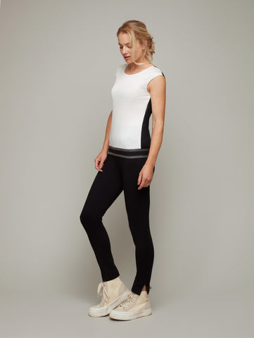 Side view of LAELIA detox cotton reversible tank in Black-White, available from British sustainable fashion brand DEPLOY